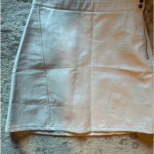 Zara basics faux leather skirt size small bone white